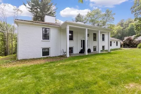 15 Mast Hill Rd, Hingham, MA 02043 photo 22