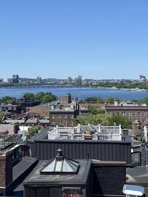 70 Revere St #5, Boston, MA 02114