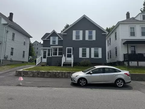 95 Beacon St, Clinton, MA 01510