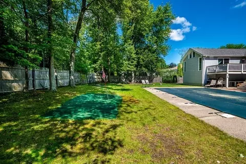 12 Flintlock Ln, Dedham, MA 02026 photo 35