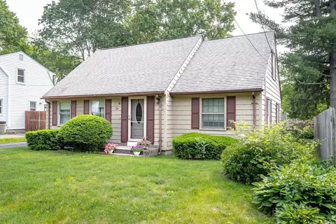67 Donbray Rd, Springfield, MA 01119 photo 2