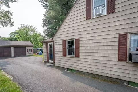 67 Donbray Rd, Springfield, MA 01119 photo 34