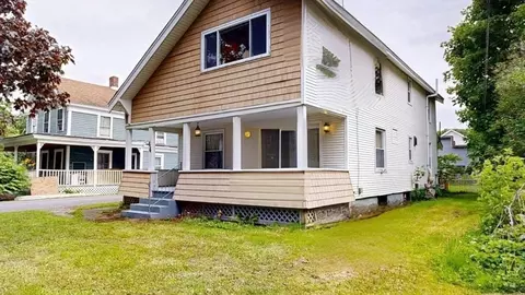 44 Richmond St, Cheshire, MA 01225