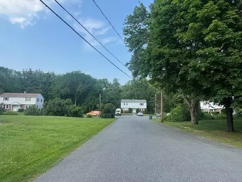478 Crestwood Ln, Acton, MA 01720