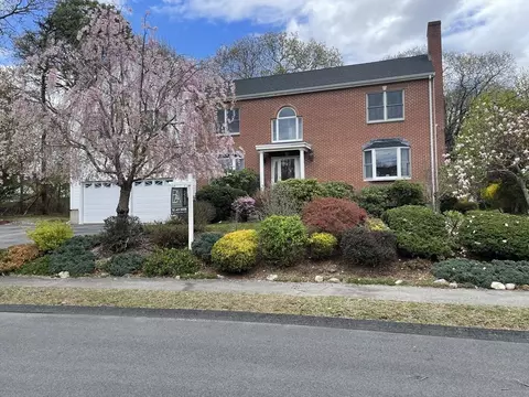 26 Feeney Rd, Norwood, MA 02062