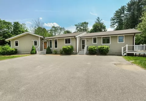 30 Pheasant Ln, Pembroke, MA 02359