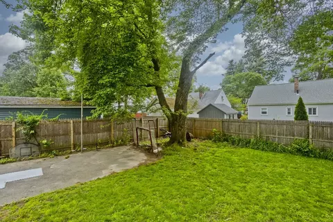156 Powell, Springfield, MA 01118 photo 8