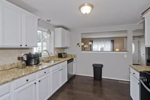 156 Powell, Springfield, MA 01118 photo 15