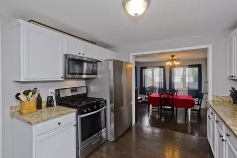 156 Powell, Springfield, MA 01118 photo 17