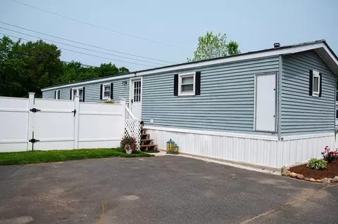 229 Miller St #B-9, Ludlow, MA 01056