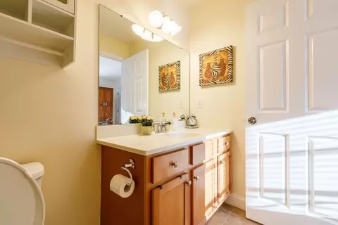 41 Whispering Pine Cir #41, Worcester, MA 01606 photo 17