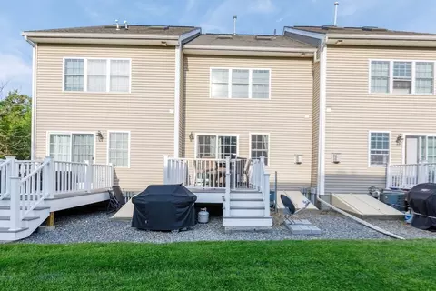 41 Whispering Pine Cir #41, Worcester, MA 01606 photo 29