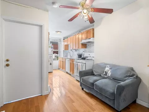34 Sheafe St #3, Boston, MA 02113