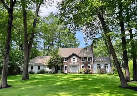 5 Taintor Dr, Sudbury, MA 01776