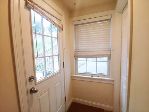 Entry Way - 21 Beacon St, Gloucester, MA 01930 photo 4 of 5
