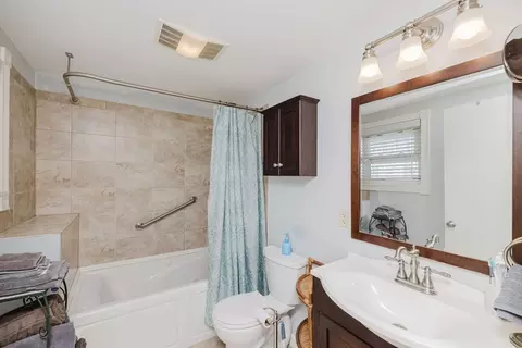 20 Wilcox St, Fall River, MA 02724 photo 13
