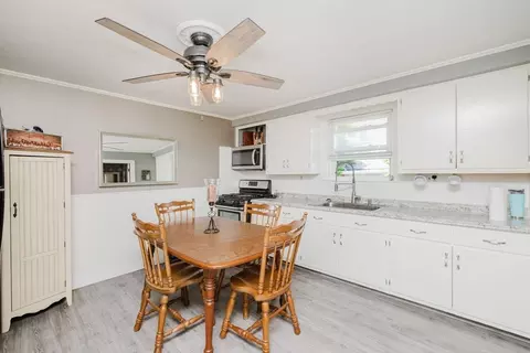 20 Wilcox St, Fall River, MA 02724 photo 17