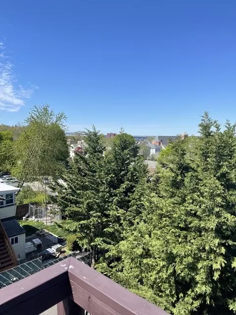 131 Stewart St #3A, Fall River, MA 02720