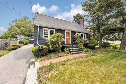 266 Fairmount Ave, Boston, MA 02136