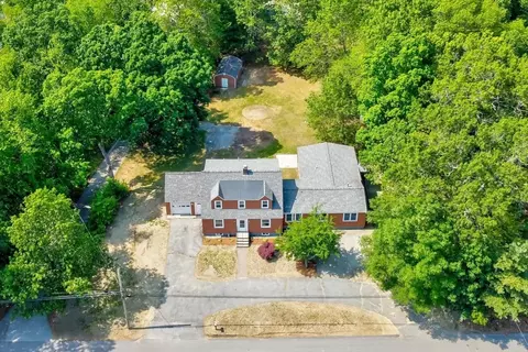 235 Groton Rd, Chelmsford, MA 01863