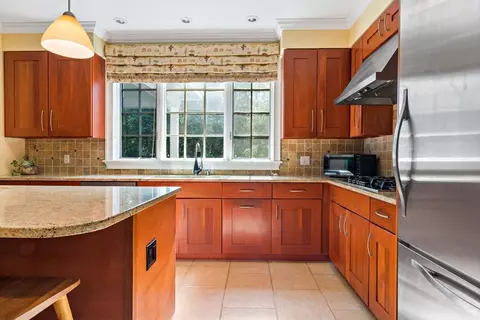 218 Pine St, Rehoboth, MA 02769 photo 5
