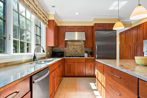 218 Pine St, Rehoboth, MA 02769 photo 6