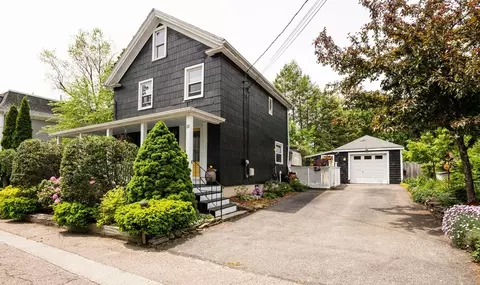 28 Mineral St, Ipswich, MA 01938
