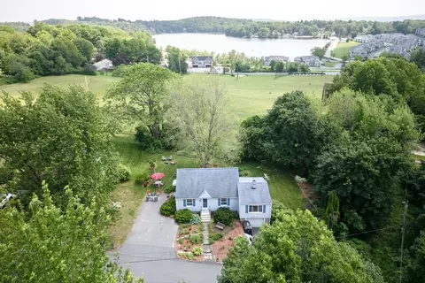 39 Crest Ave, Lunenburg, MA 01462