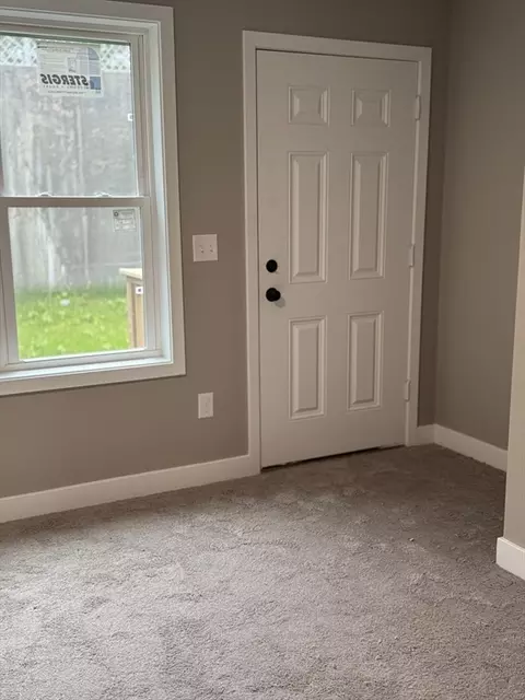 54 Richards St #0, Worcester, MA 01603 photo 5