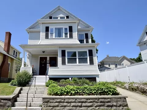 419-421 Court St, New Bedford, MA 02740