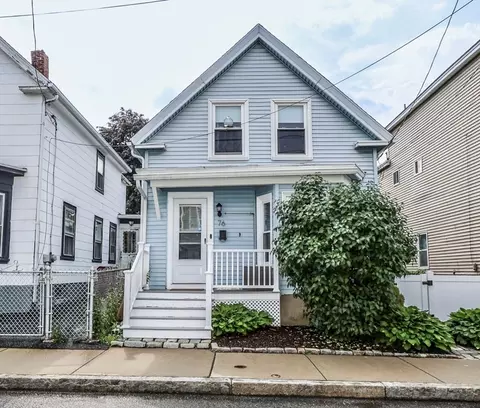 76 Newhall St, Lowell, MA 01852