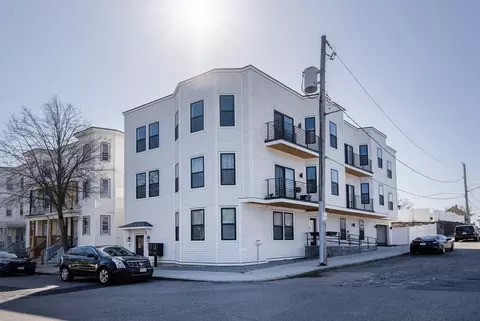 7 Wordsworth #2, Boston, MA 02128