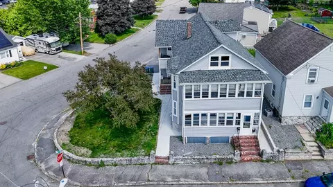 275-277 White St, Lowell, MA 01854