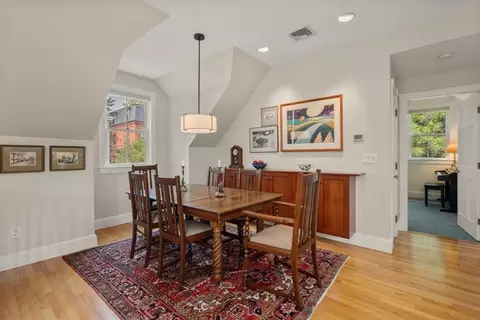 37 Waverly #37, Brookline, MA 02445