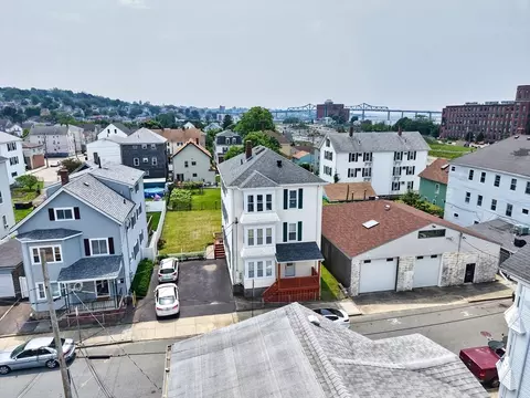 101 Cory St, Fall River, MA 02720