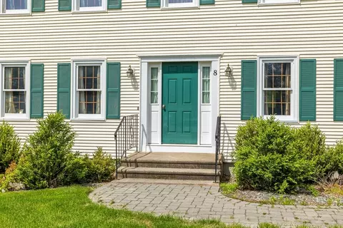 8 Macleod Ln, Acton, MA 01720 photo 2