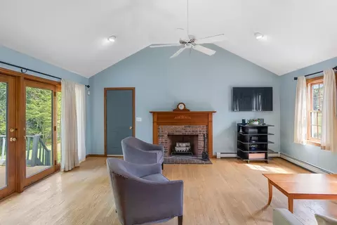 8 Macleod Ln, Acton, MA 01720 photo 8