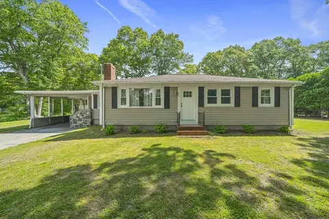73 Fremont St, Taunton, MA 02780