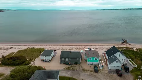 28 Cove St, Fairhaven, MA 02719 photo 7