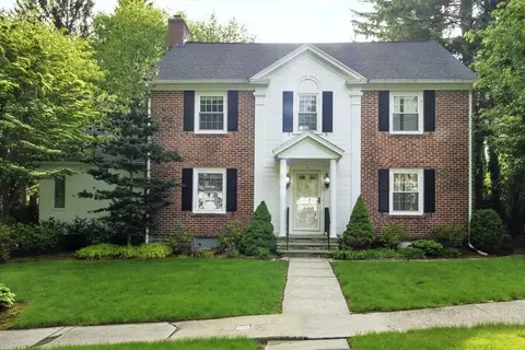 9 Dennison Rd, Worcester, MA 01609