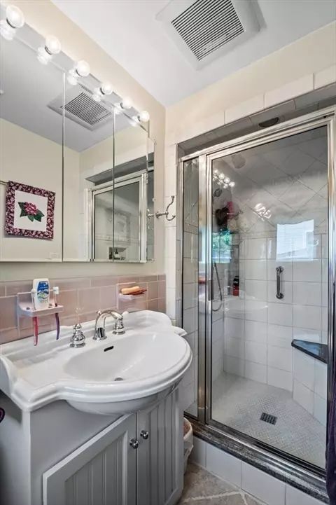 22 Thompson Rd, Marblehead, MA 01945 photo 23