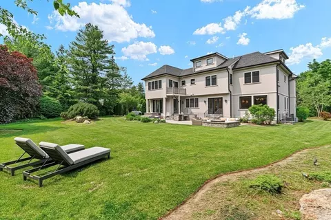 Exterior - 382 Lee St, Brookline, MA 02445 photo 2 of 2