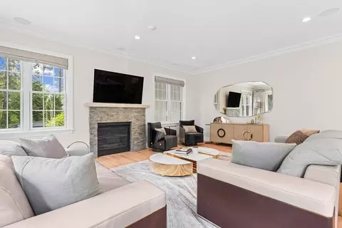 Living - 382 Lee St, Brookline, MA 02445 photo 3 of 3