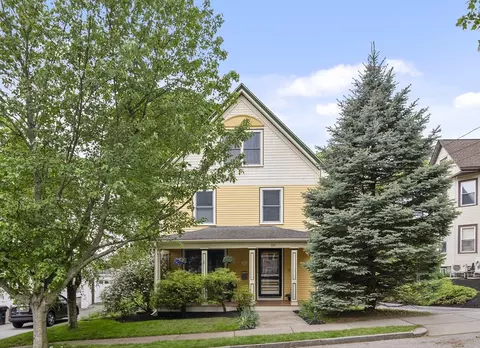 20 Hawthorne St, Watertown, MA 02472