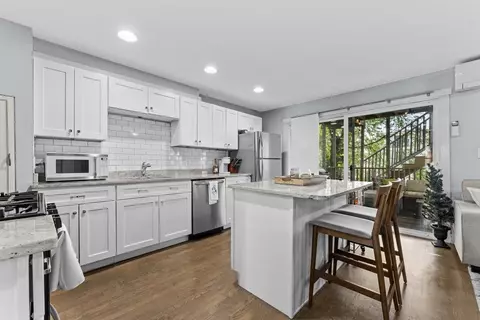 649 E 2nd St #2, Boston, MA 02127 photo 2