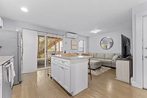 649 E 2nd St #2, Boston, MA 02127