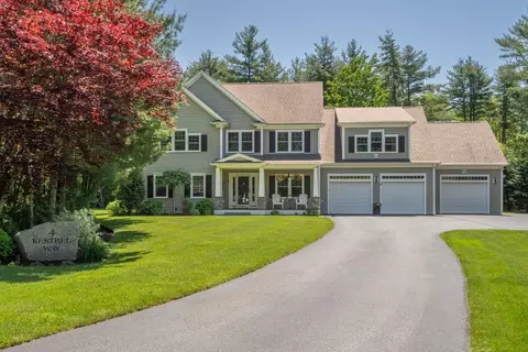 4 Kestrel Way, Carver, MA 02330