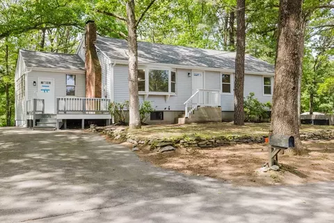 24 Sagamore, Attleboro, MA 02703