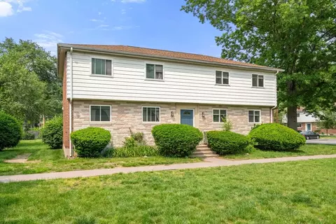 172 Bishop Dr #172, Framingham, MA 01702
