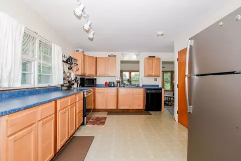 14 Central Ave, Wareham, MA 02571 photo 16